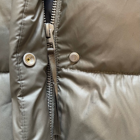 Women’s mango Green Puffer Coat Size XS Gorpcore Outdoor Minimalist Hooded - Picture 12 of 12